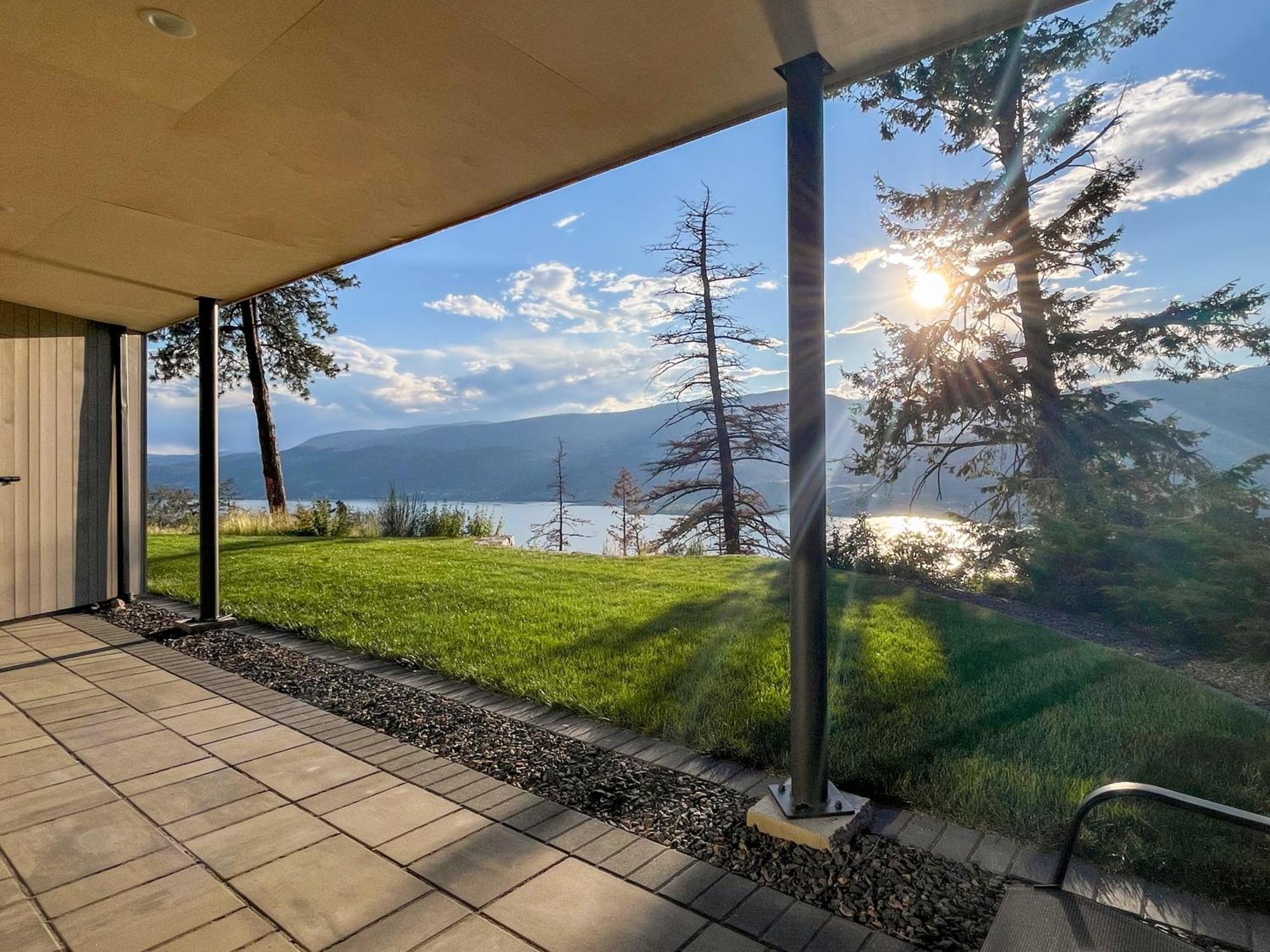 Kelowfornia Lakeview Retreat 基洛纳 客房 照片